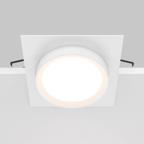 Встраиваемый светильник Maytoni Downlight Hoop DL086-GX53-SQ-W